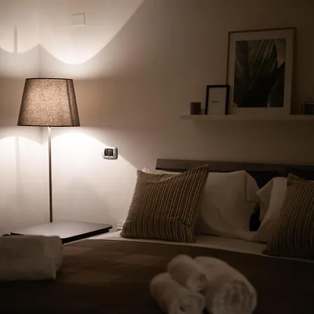 La Casa Del Gigante - *